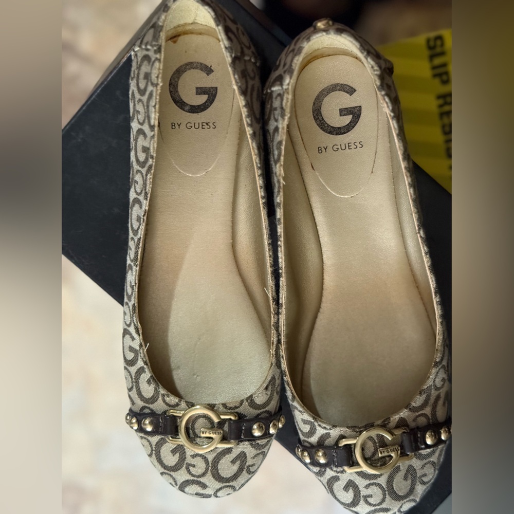Guess Women's Beige and Brown Logo Loafers